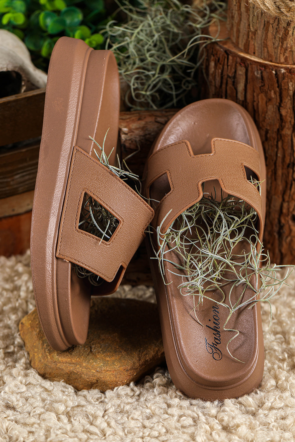 Elle™ Sandals